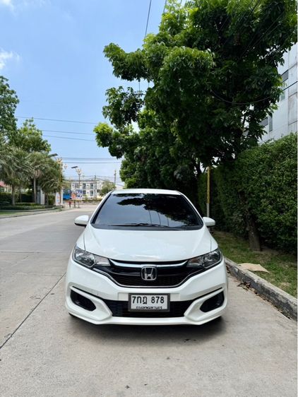 รถ Honda Jazz 1.5 S สี ขาว