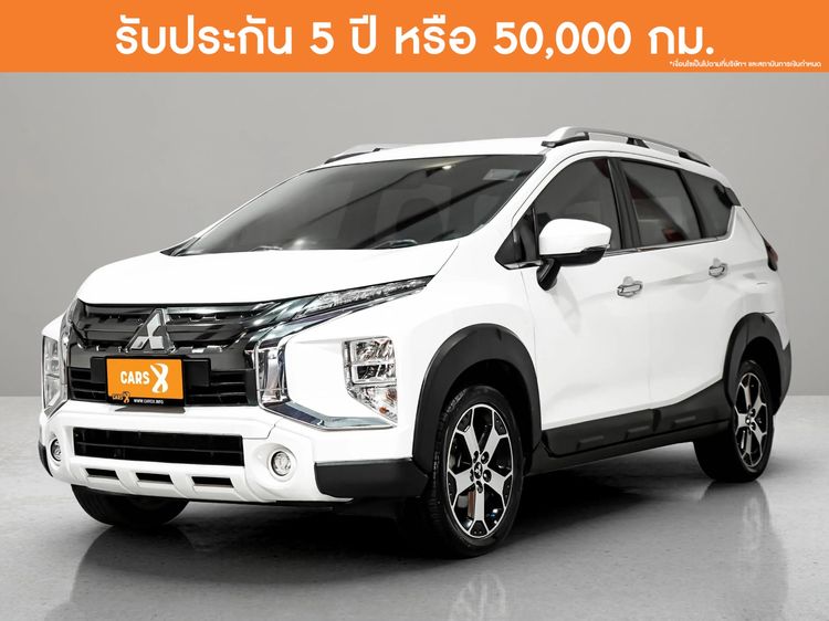 รถ Mitsubishi Xpander Cross 1.5 สี ขาว