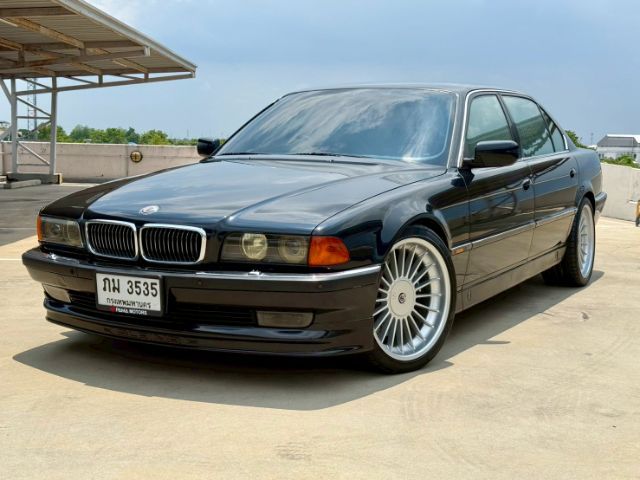 รถ BMW Series 7 740iL สี ดำ