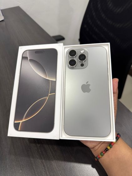 iPhone 16promax 256gb แบต95 ศูนย์ไทยเดิมๆ