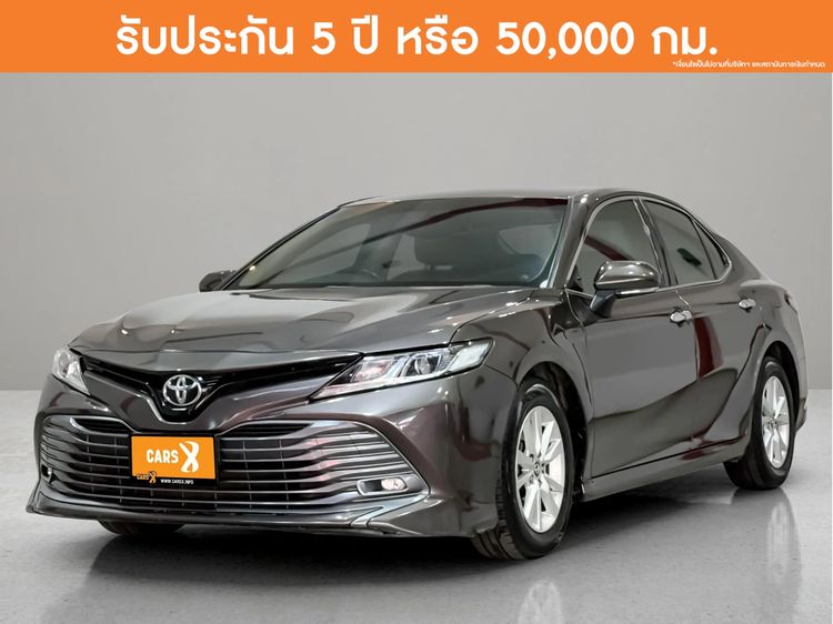 รถ Toyota Camry 2.0 G สี เทา