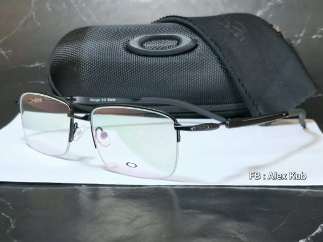 กรอบแว่นตา Oakley Titanium 