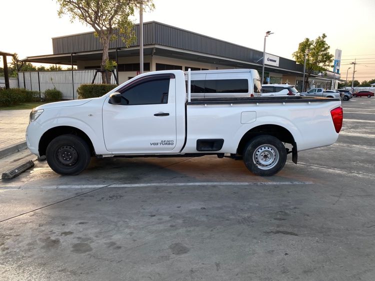 Nissan Navara 2018 2.5 SL Pickup ดีเซล ไม่ติดแก๊ส เกียร์ธรรมดา ขาว รูปที่ 4