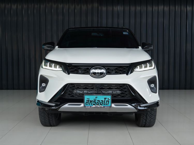 Toyota Fortuner 2020 2.4 Legender Utility-car ดีเซล ไม่ติดแก๊ส เกียร์อัตโนมัติ ขาว รูปที่ 2
