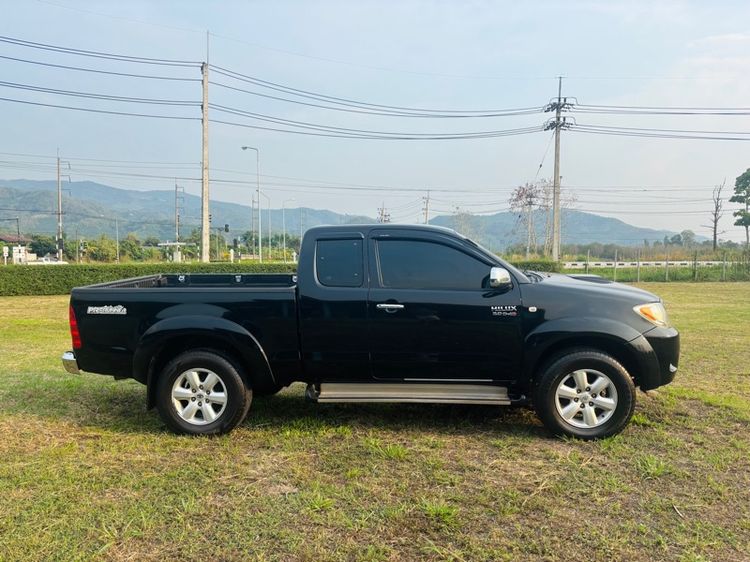 รถ Toyota Hilux Vigo 3.0 E Prerunner สี ดำ