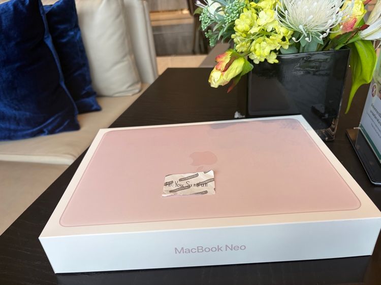 MacBook NEO 8GB512