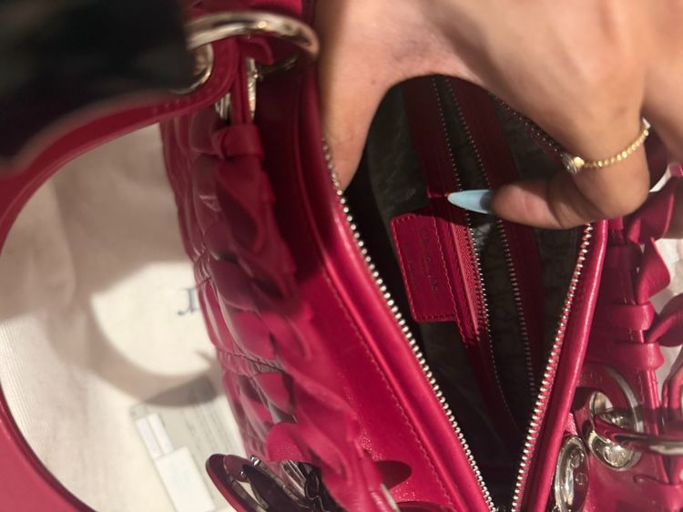 small lady dior bag with strap garance red cannage รูปที่ 16
