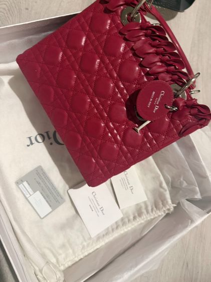 small lady dior bag with strap garance red cannage รูปที่ 12