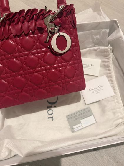 small lady dior bag with strap garance red cannage รูปที่ 7