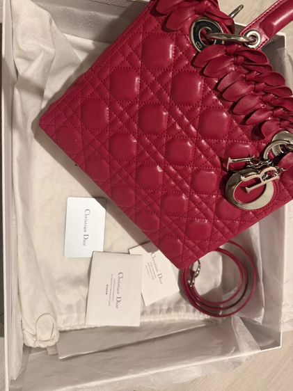 small lady dior bag with strap garance red cannage รูปที่ 9