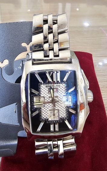 BREITLING For BENTLEY สวย ใช้งานได้ปรกติ งานหายาก เก่าเก็บ ตำหนิมีรอยขนแมวตามการใช้งาน น้ำหนักดี ราคาแบ่งปันกันสะสมครับ