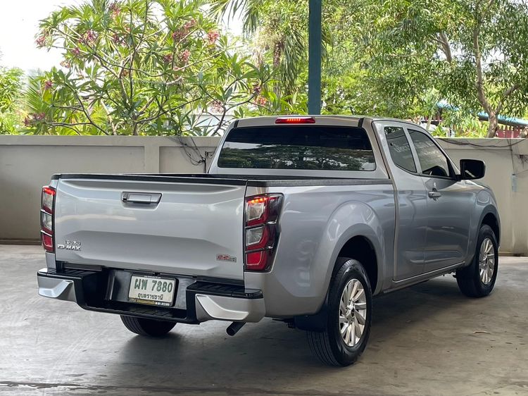 Isuzu D-MAX 2024 MaxForce Spacecab 2.2 Ddi L Pickup ดีเซล ไม่ติดแก๊ส เกียร์ธรรมดา บรอนซ์เงิน รูปที่ 2
