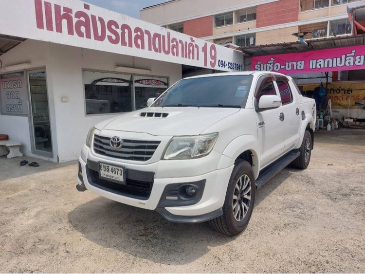 Toyota Vigo 2.5TRD 4 ประตู ปี 2015 เกียร์ออโต้