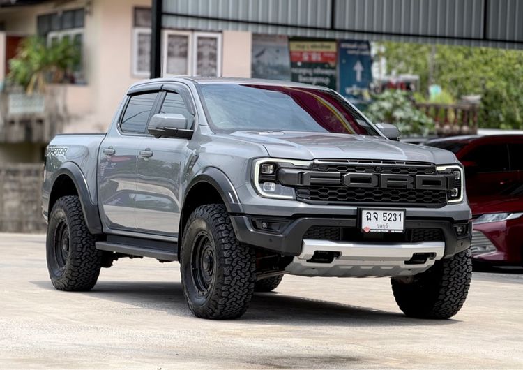 รถ Ford Ranger Raptor 3.0L V6 Twin-Turbo EcoBoost 4x4 สี เทา