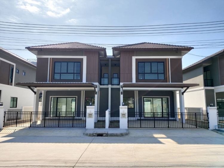 𝙆𝙖𝙧𝙣𝙠𝙖𝙣𝙤𝙠 𝙑𝙞𝙡𝙡𝙚 𝟮𝟲 สันกลาง บ้านกลางเมืองในบรรยากาศสงบ 4 ห้องนอน เติมเต็มทั้งการใช้ชีวิตและการพักผ่อน ใกล้ ม.พายัพ 