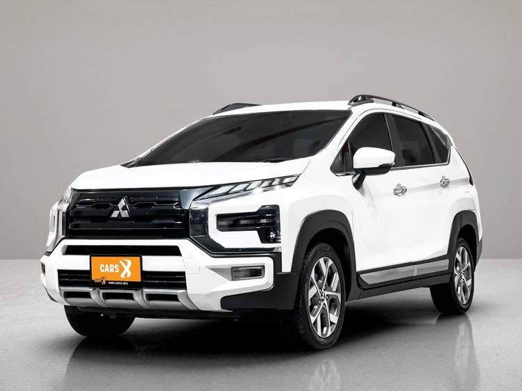Mitsubishi Xpander Cross 2023 1.5 Utility-car เบนซิน ไม่ติดแก๊ส เกียร์อัตโนมัติ ขาว