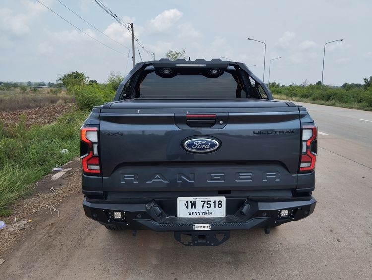 รถ Ford Ranger 2.0 Bi-Turbo 4WD Wildtrak สี เทา