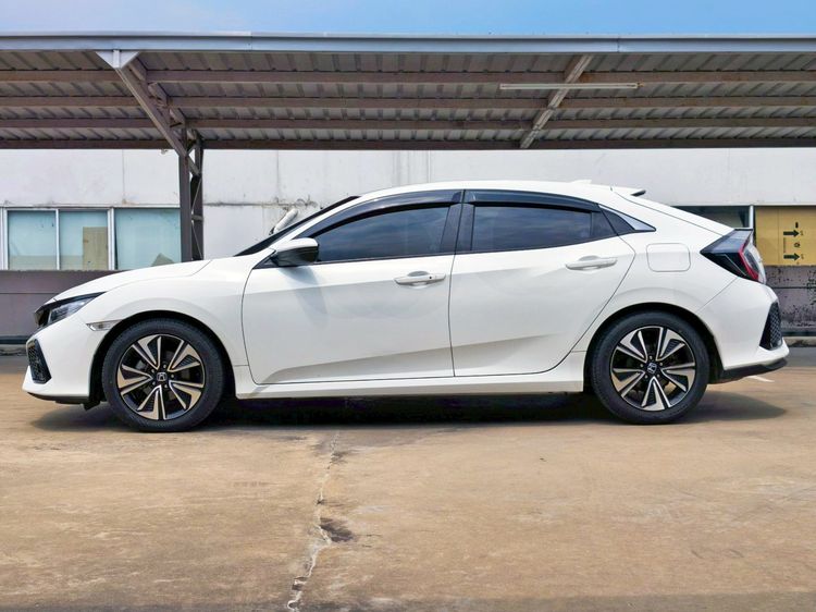 Honda Civic 2018 1.5 Turbo Sedan เบนซิน ไม่ติดแก๊ส เกียร์อัตโนมัติ ขาว รูปที่ 4