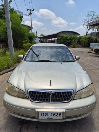 รถ Nissan Cefiro 2.0 Executive สี บรอนซ์ทอง