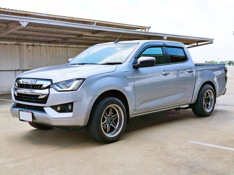 รถ Isuzu D-MAX 1.9 L สี เทา