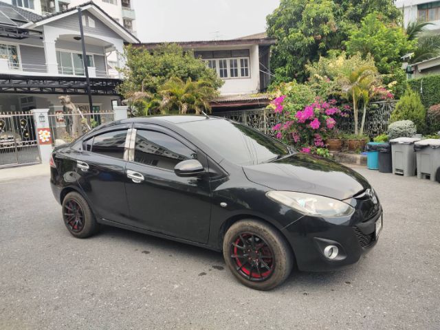 Mazda Mazda 2 2013 1.5 Elegance Groove Sedan เบนซิน ไม่ติดแก๊ส เกียร์อัตโนมัติ ดำ รูปที่ 3