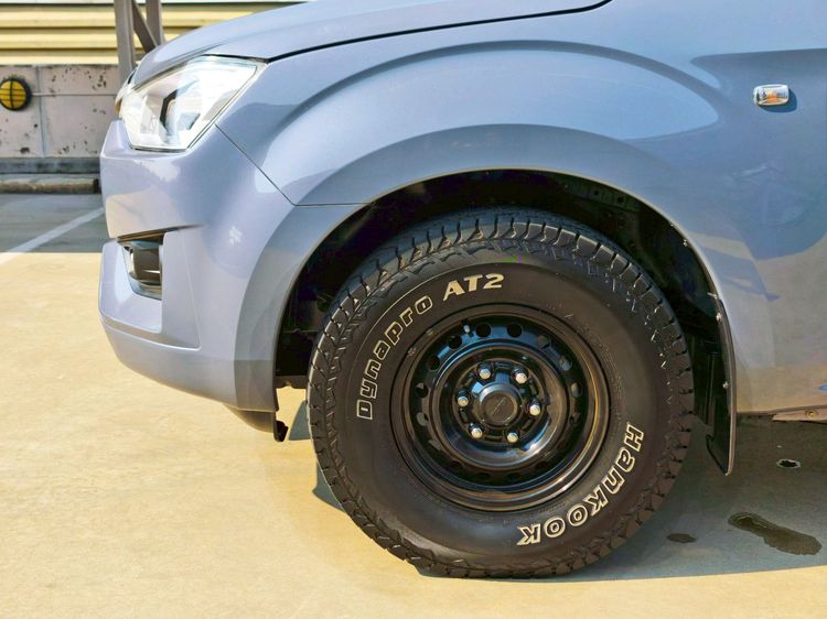 Isuzu D-MAX 2022 3.0 S Pickup ดีเซล ไม่ติดแก๊ส เกียร์ธรรมดา เทา รูปที่ 3
