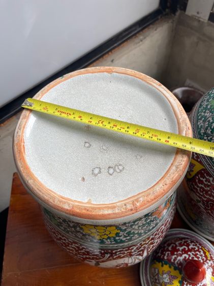 โถเบญจรงค์ โถทรงมัณฑ์ ลายเทพพนม-นรสิงห์ พื้นแดง รูปที่ 14
