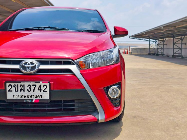 Toyota Yaris 2017 1.2 E Sedan เบนซิน ไม่ติดแก๊ส เกียร์อัตโนมัติ แดง รูปที่ 2
