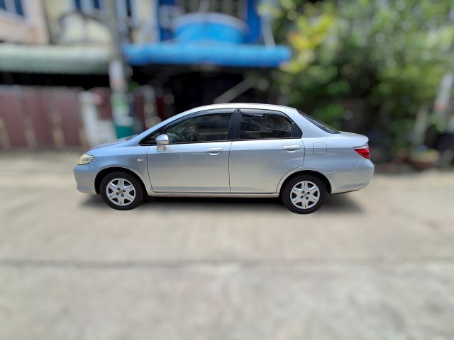 รถ Honda City 1.5 A i-DSi สี บรอนซ์เงิน