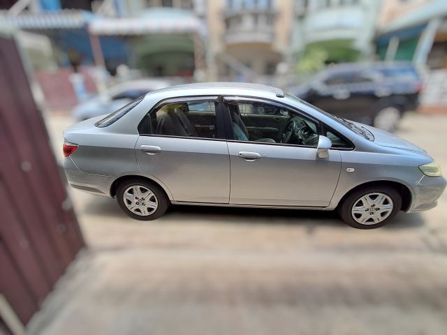 Honda City 2008 1.5 A i-DSi Sedan เบนซิน เกียร์อัตโนมัติ บรอนซ์เงิน รูปที่ 3