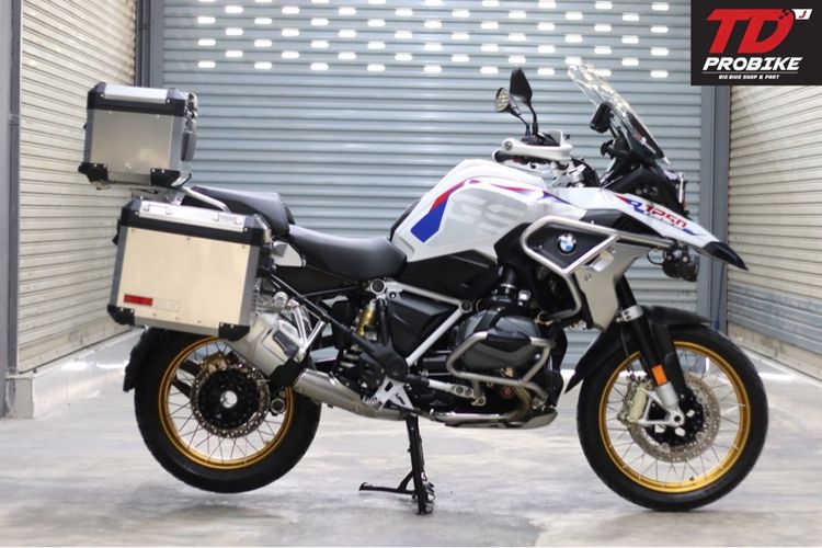 ขายBMW R1250GS Rallye ปี2024 วิ่งน้อย พร้อมของแต่ง