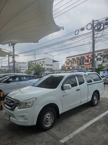 Isuzu D-MAX 2017 MaxForce Spacecab 2.2 Ddi L Pickup ดีเซล เกียร์ธรรมดา ขาว รูปที่ 2