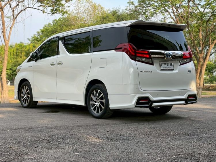 Toyota Alphard 2017 Van ปลั๊กอินไฮบริด (PHEV) ไม่ติดแก๊ส เกียร์อัตโนมัติ ขาว รูปที่ 4