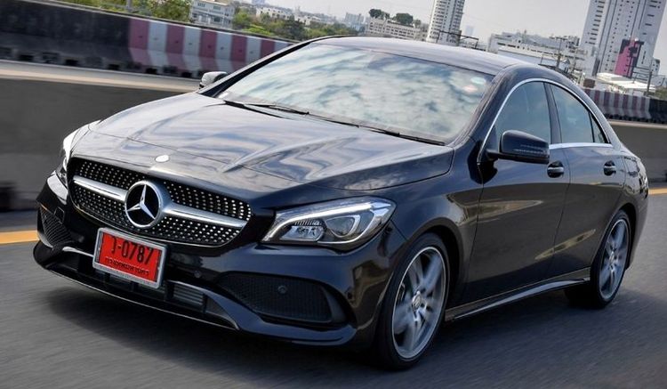 Mercedes-Benz CLA-Class 2018 CLA200 Sedan เบนซิน ไม่ติดแก๊ส เกียร์อัตโนมัติ ดำ รูปที่ 4