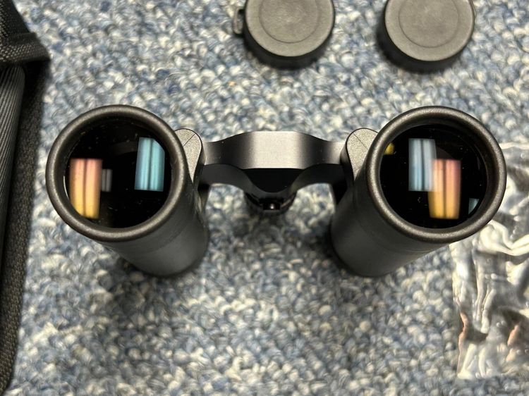 กล้องส่องทางไกล Leica Ultravid 10x25 BR AquaDura สีดำ รุ่น 40253 สภาพเหมือนใหม่ รูปที่ 4