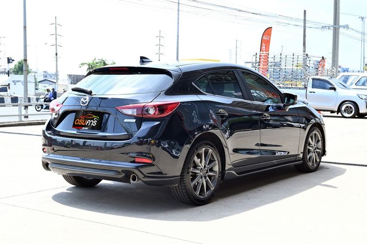 Mazda Mazda3 2019 2.0 S Sports Sedan เบนซิน ไม่ติดแก๊ส เกียร์อัตโนมัติ ดำ รูปที่ 3
