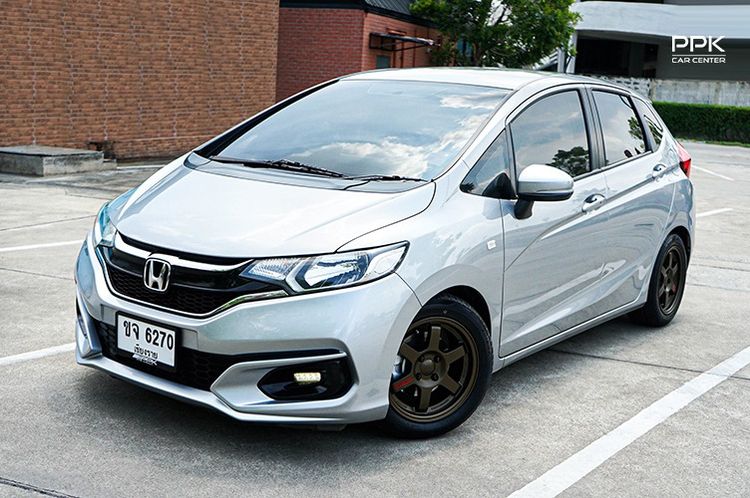 Honda Jazz 2021 1.5 V Sedan เบนซิน ไม่ติดแก๊ส เกียร์อัตโนมัติ เทา