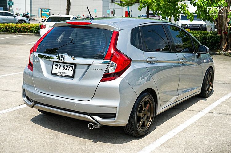 Honda Jazz 2021 1.5 V Sedan เบนซิน ไม่ติดแก๊ส เกียร์อัตโนมัติ เทา รูปที่ 4