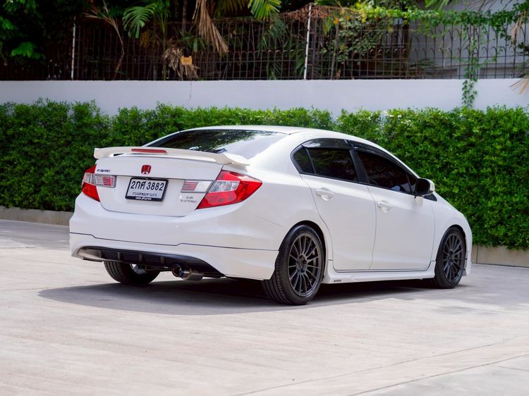 Honda Civic 2013 1.8 E i-VTEC Sedan เบนซิน ไม่ติดแก๊ส เกียร์อัตโนมัติ ขาว รูปที่ 4