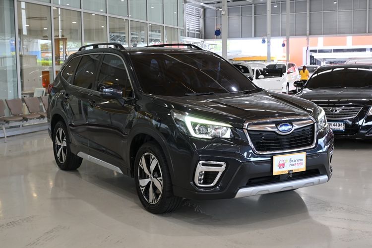 Subaru Forester 2019 2.0 i-S Sedan เบนซิน ไม่ติดแก๊ส เกียร์อัตโนมัติ เทา รูปที่ 2