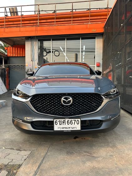 รถ Mazda CX-30 2.0 Carbon Edition สี เทา