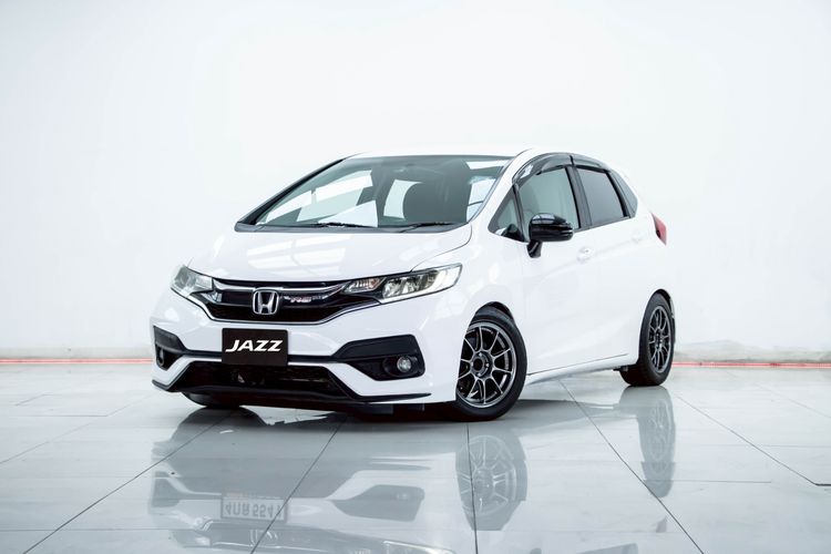 รถ Honda Jazz 1.5 SV Plus i-VTEC สี ขาว