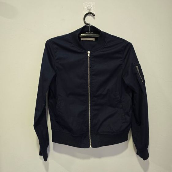 Bomber Jacket สีกรมท่า ทรงมินิมอล ใส่ง่ายมาก  รูปที่ 5