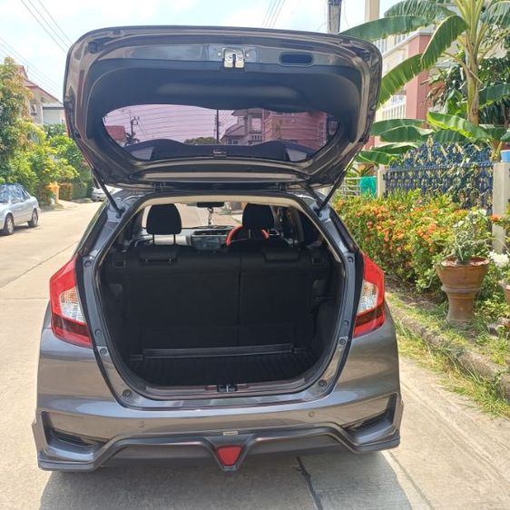 Honda Jazz 2021 1.5 SV i-VTEC Sedan เบนซิน ไม่ติดแก๊ส เกียร์อัตโนมัติ เทา รูปที่ 2