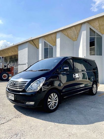 Hyundai Grand Starex 2012 2.5 VIP Van ดีเซล ไม่ติดแก๊ส เกียร์อัตโนมัติ ดำ