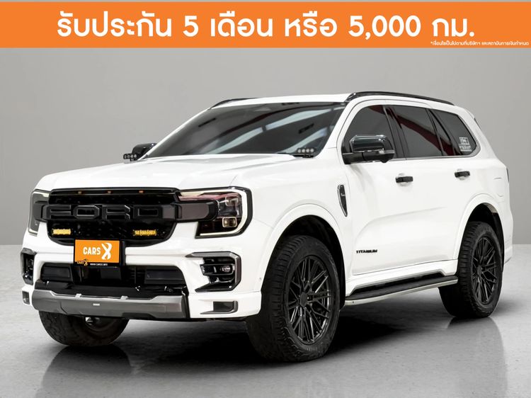รถ Ford Everest 2.0 Titanium Plus 4WD สี ขาว