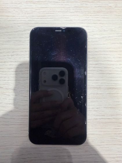 I phone 11 64GB รูปที่ 6