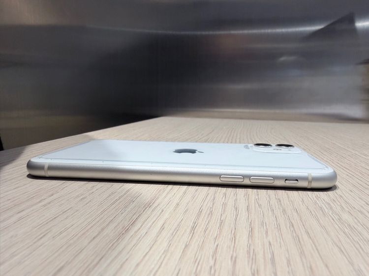 I phone 11 64GB รูปที่ 8