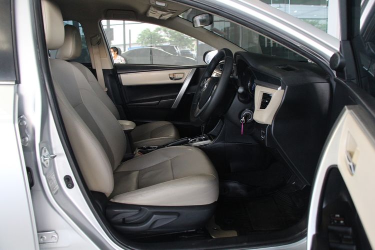 Toyota Altis 2014 1.6 G Sedan เบนซิน ไม่ติดแก๊ส เกียร์อัตโนมัติ บรอนซ์เงิน รูปที่ 3