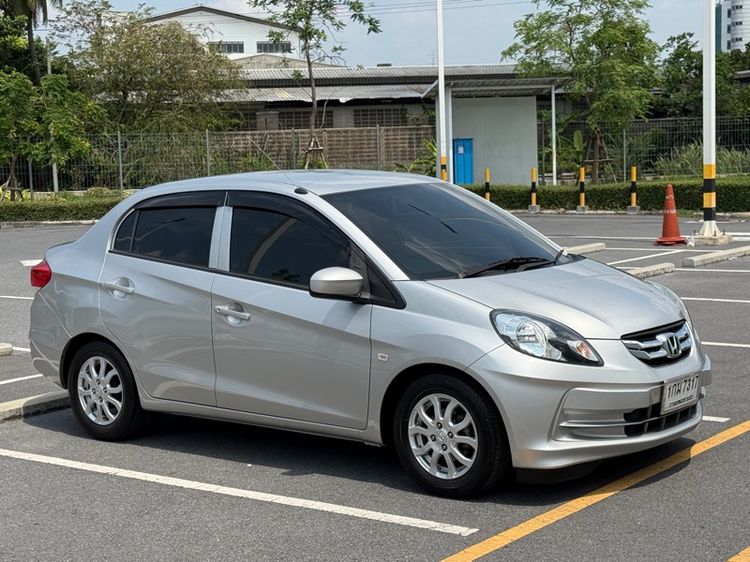 รถ Honda Brio 1.2 Amaze V สี เทา
